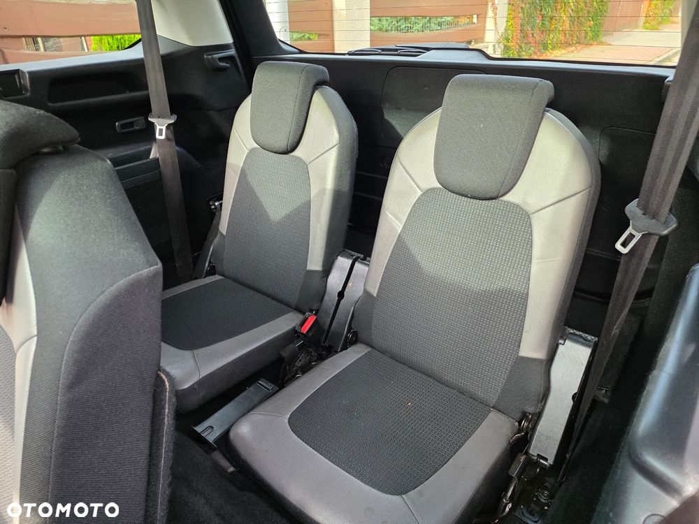 Citroën C4 Grand Picasso 1.6 e-HDi Exclusive - 22
