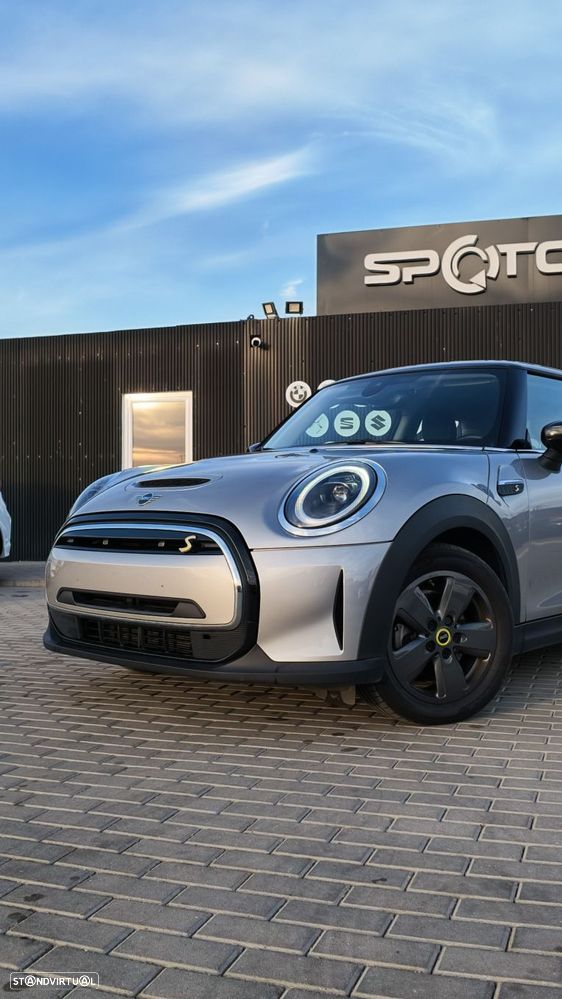 MINI 3 Portas Cooper SE Classic - 3