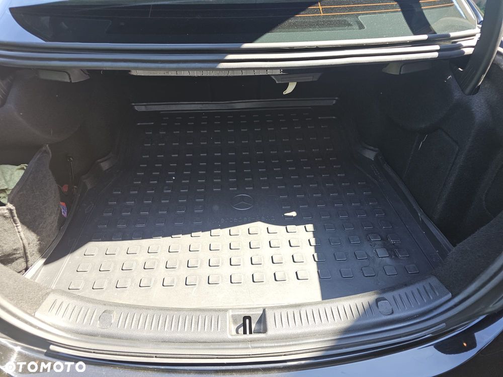 Mercedes-Benz Klasa E 220 d 9G-TRONIC - 9