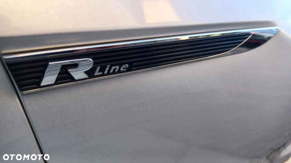 Volkswagen Passat - 8