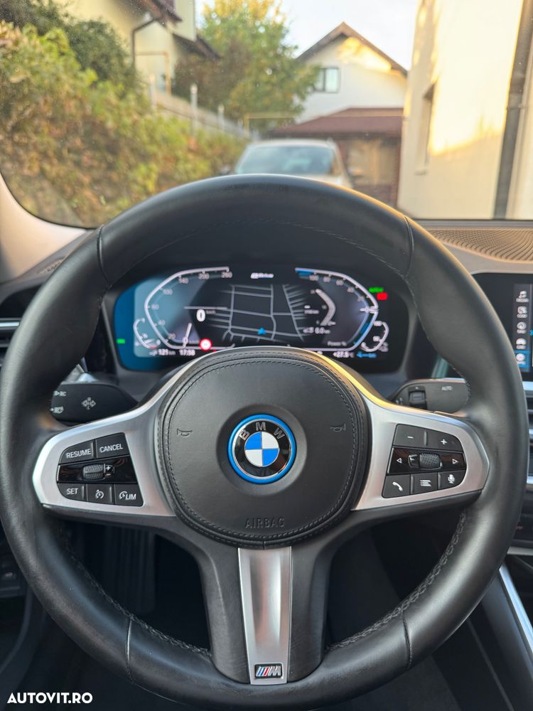 BMW Seria 3 320e Aut. Sport Line - 11