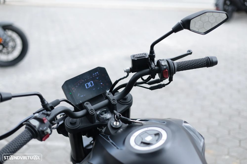Voge 125RS - 7