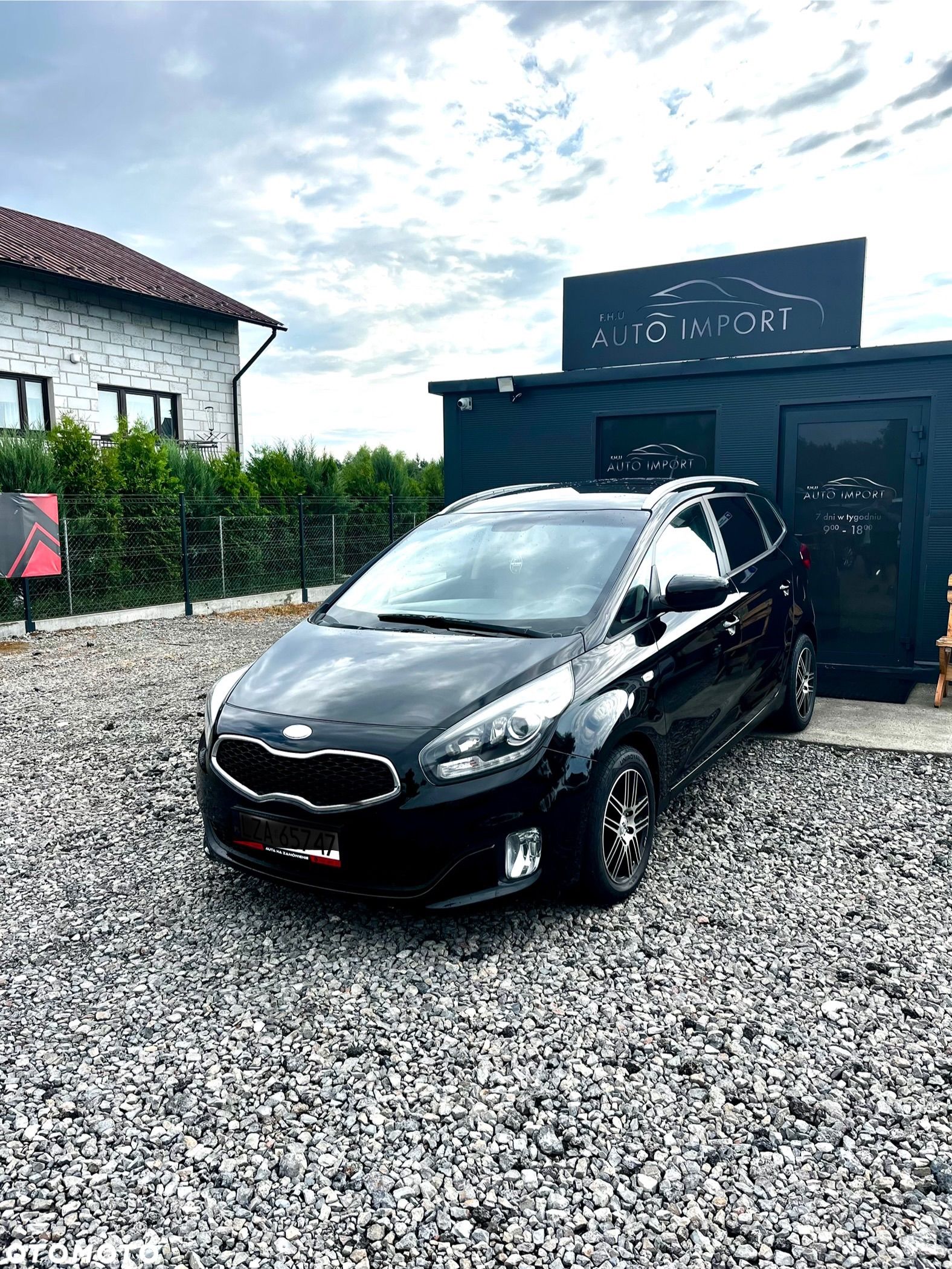 Kia Carens 1.7 CRDi S - 1