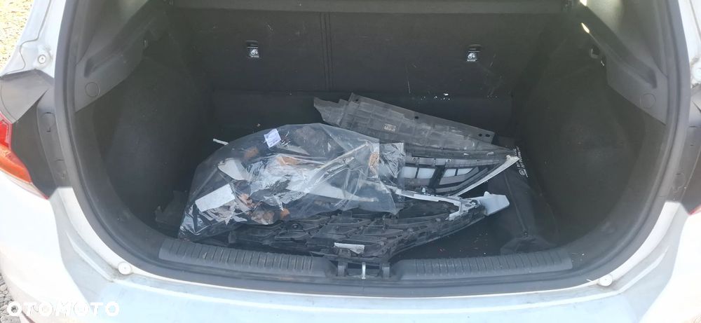 Hyundai i30 1.5 Pure - 18