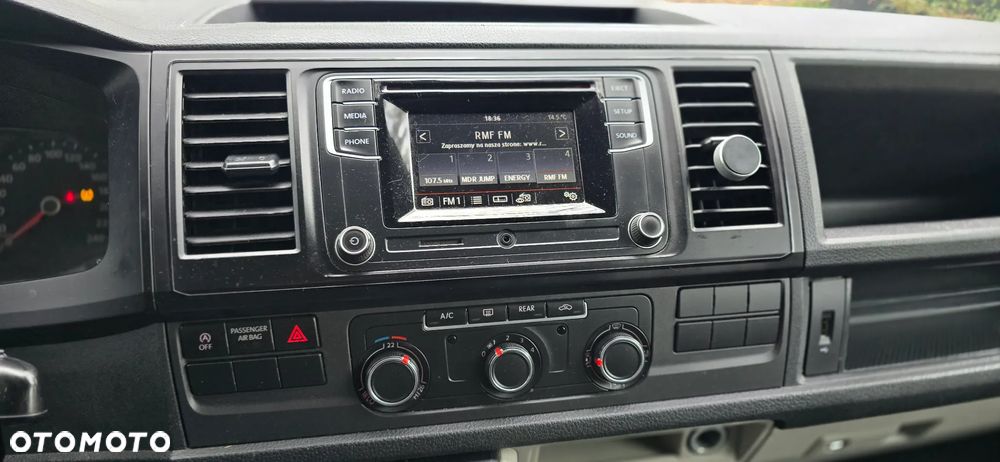 Volkswagen Transporter Multivan Kurz Business - 16