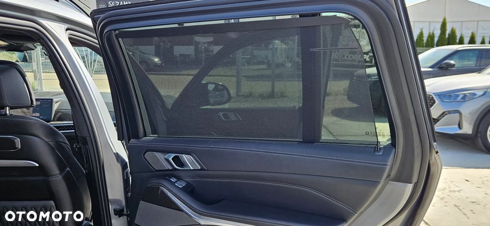 BMW X7 M60i xDrive mHEV sport - 17