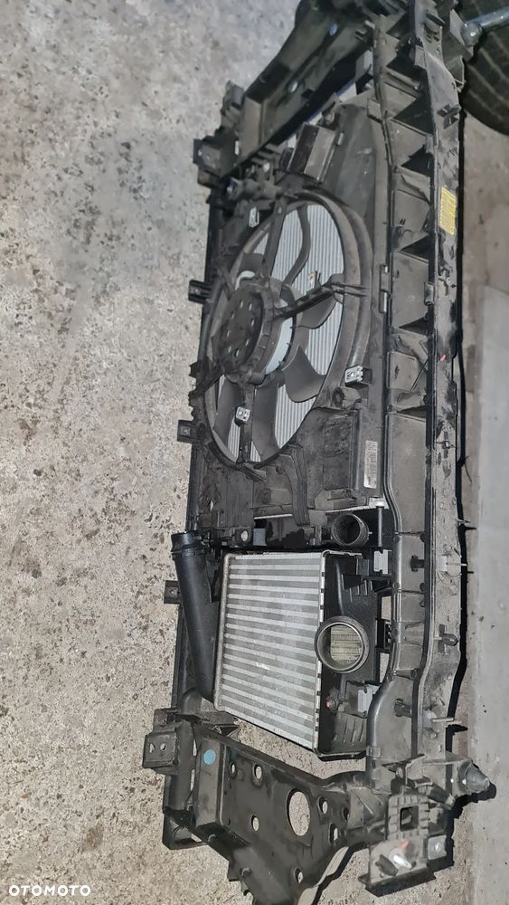 Renault Clio 20-22 R 1,3 tce pas przedni komplet - 2