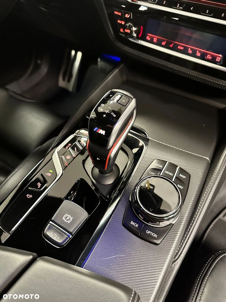 BMW M5 Competition - 15