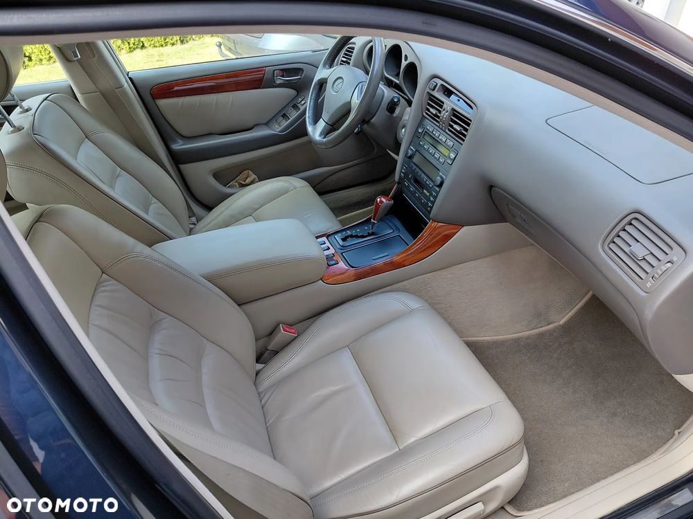 Lexus GS - 19