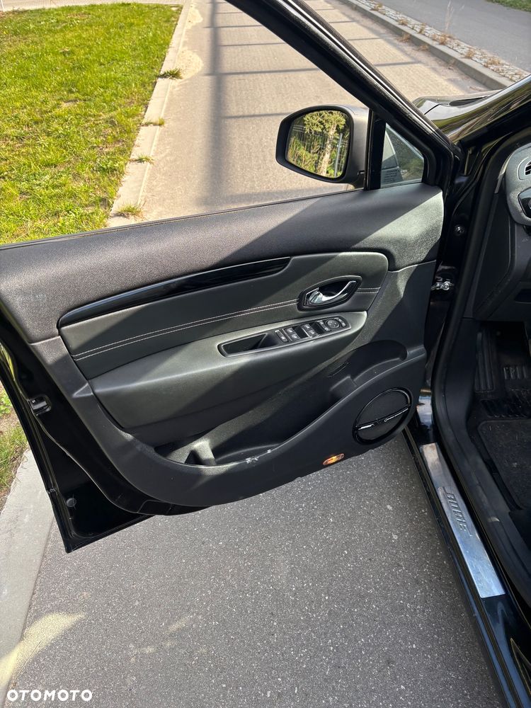 Renault Grand Scenic - 11