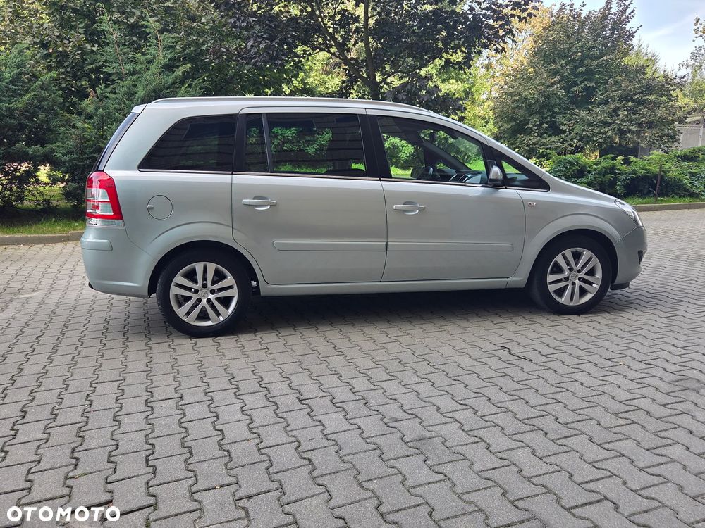 Opel Zafira 1.8 Innovation 110 Jahre - 3