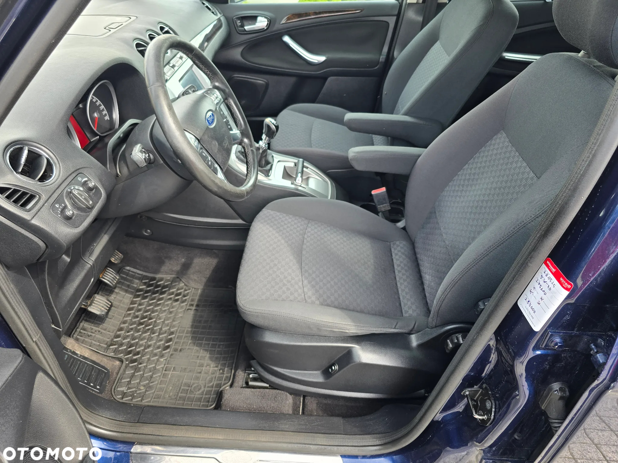 Ford Galaxy 2.0 TDCi Ghia - 17