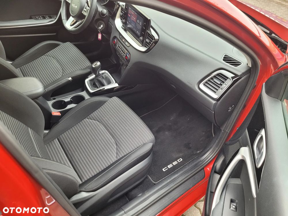 Kia Ceed 1.0 T-GDI ISG Platinum Edition - 6