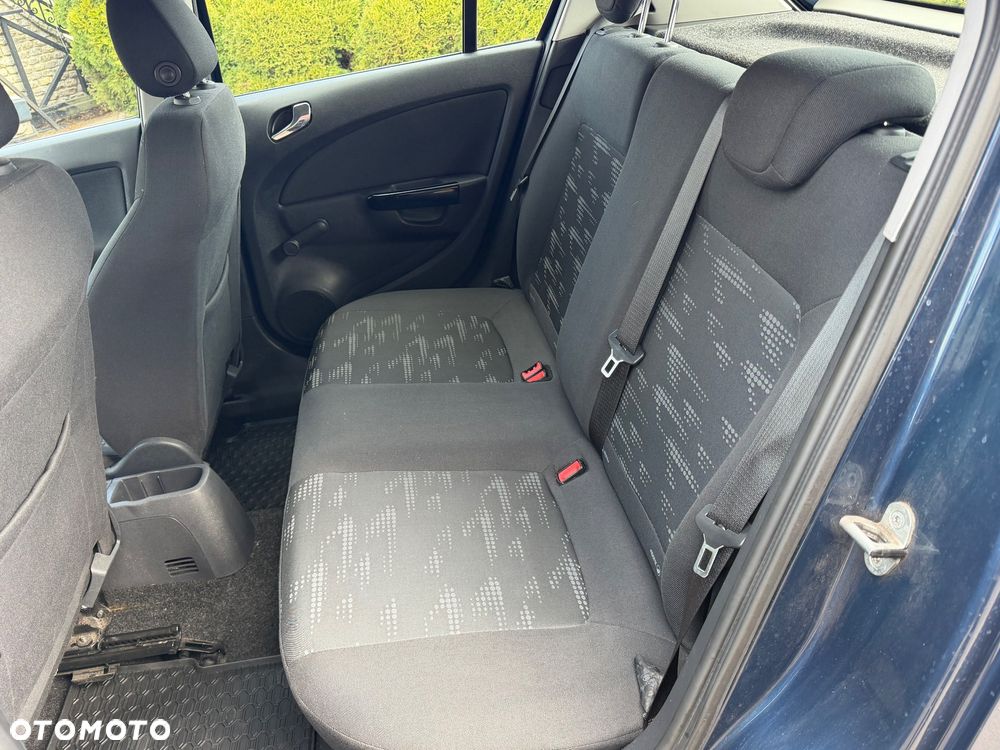 Opel Corsa 1.4 16V Cosmo - 17