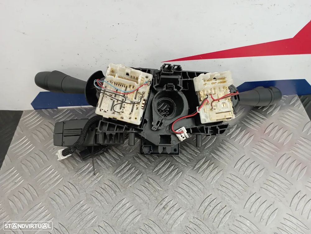 Comutador Luzes Renault Trafic III / Opel Vivaro 1.6 Dci 2017 Ref. 255670610R - 2