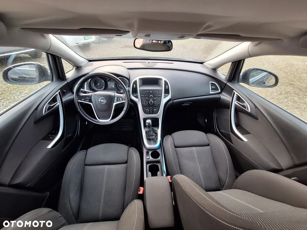 Opel Astra 1.4 Turbo Cosmo - 12