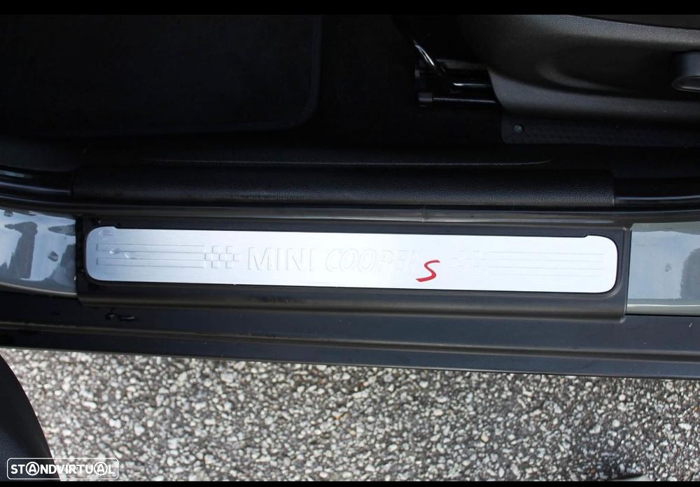 MINI 5 Portas Cooper S Auto Desportiva - 18