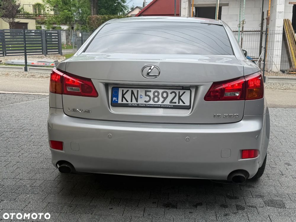 Lexus IS 250 Prestige - 8