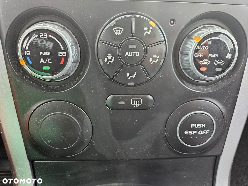 Suzuki Grand Vitara 1.6 Club - 11