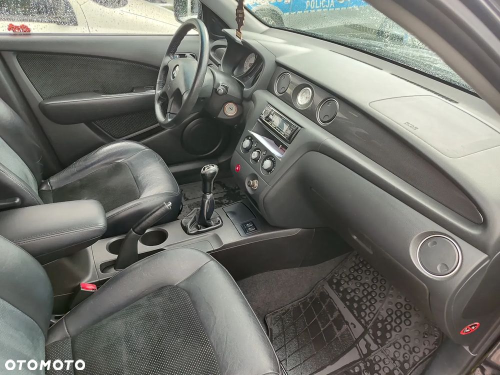 Mitsubishi Outlander 2.0 Turbo - 11