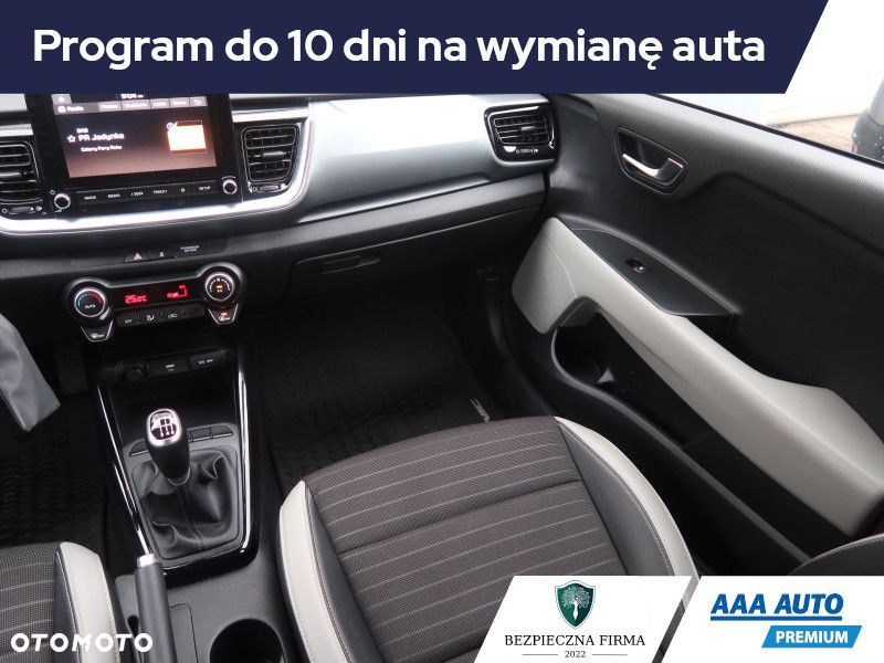 Kia Stonic - 10