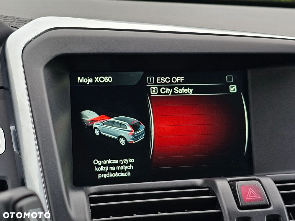 Volvo XC 60 T6 AWD Momentum - 37