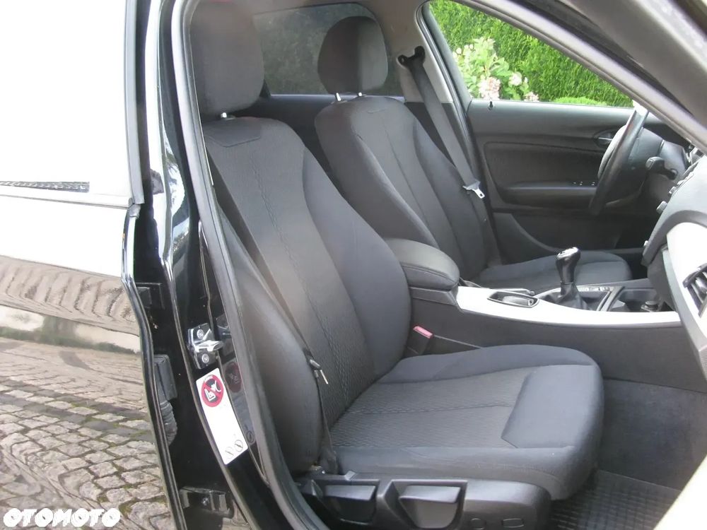BMW Seria 1 116i - 18