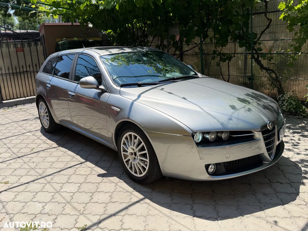 Alfa Romeo 159 1.9 JTDM 16V DPF Q-Tronic - 6