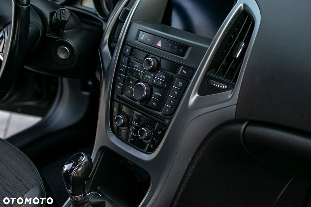 Opel Astra - 34