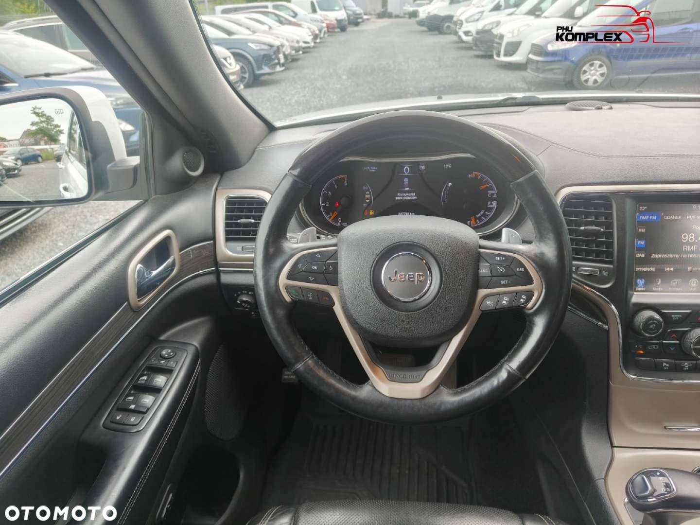Jeep Grand Cherokee - 14