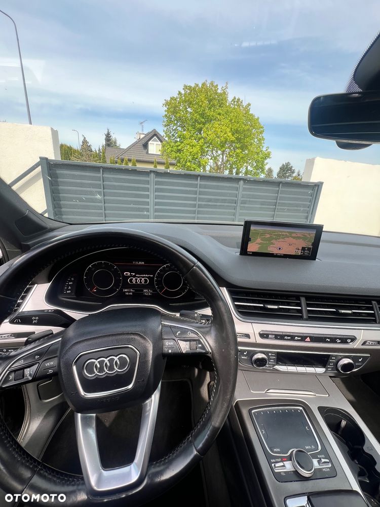 Audi Q7 - 10