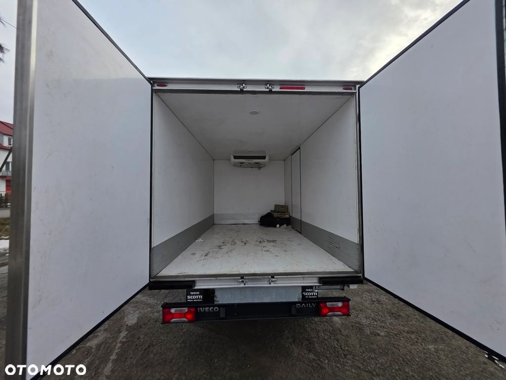 Iveco Daily 35s-17 Chłodnia/Mrożnia  3.0 HPI ! Super Stan ! Bez Korozji  ! Z Włoch  ! - 12