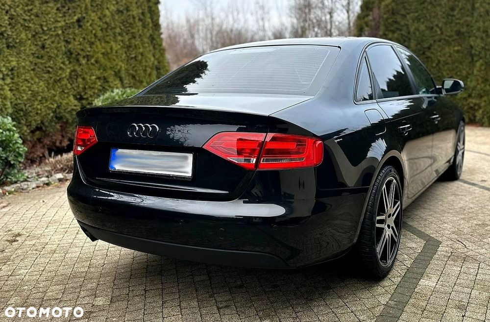 Audi A4 Limousine - 3