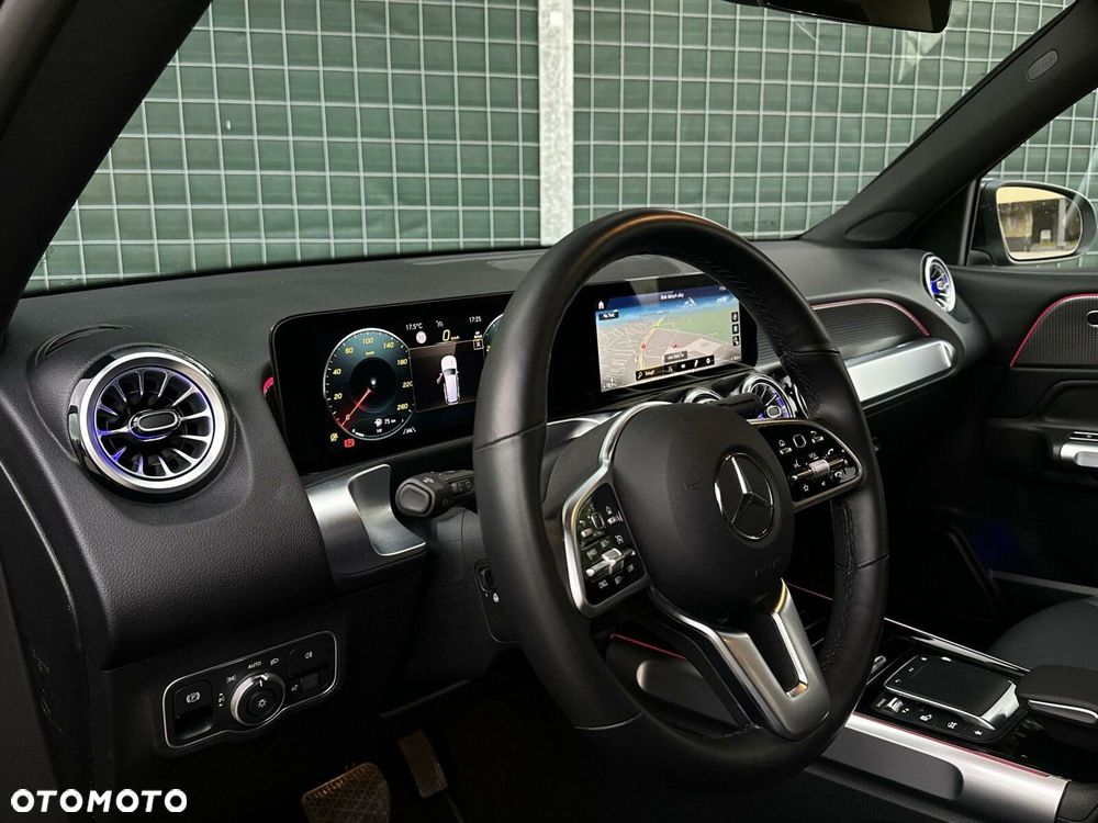 Mercedes-Benz GLB 200 Progressive 7G-DCT - 14