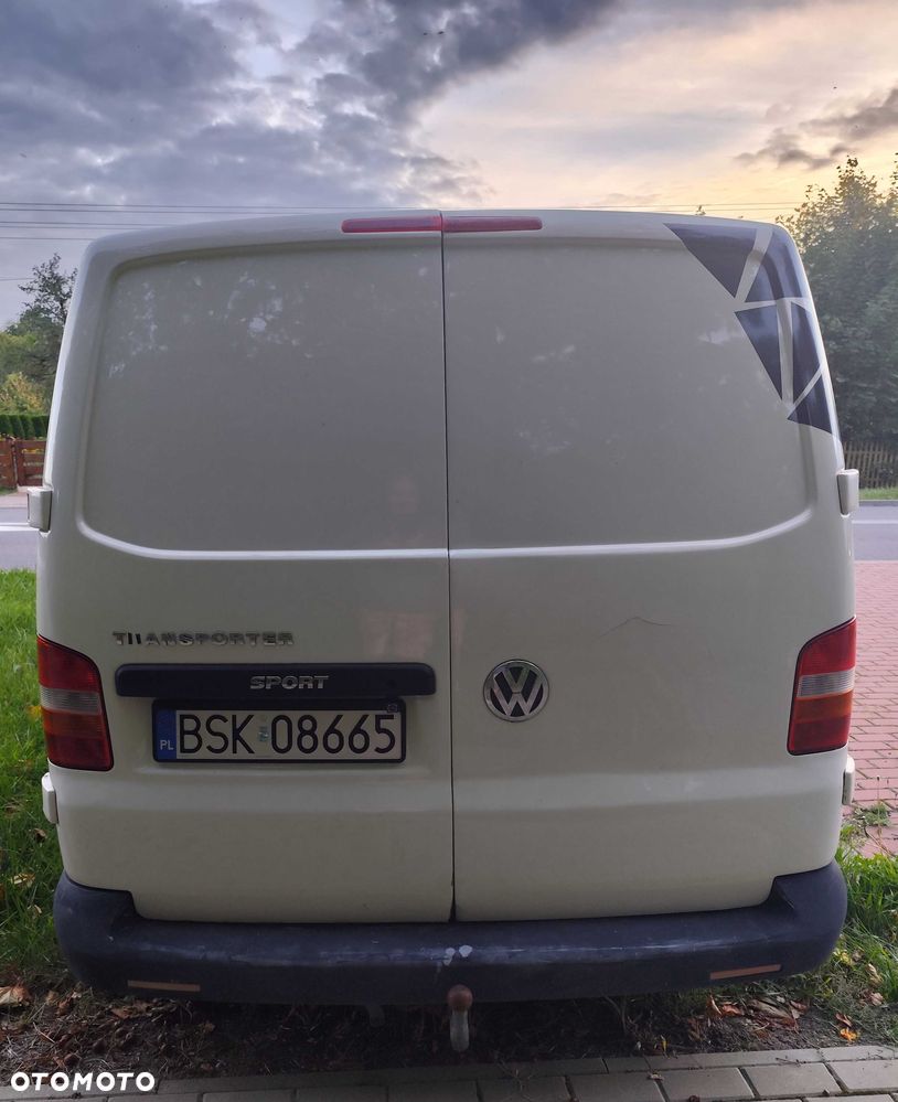 Volkswagen Transporter - 4
