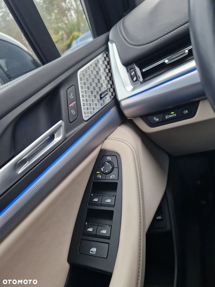 BMW Seria 2 218d sport - 26