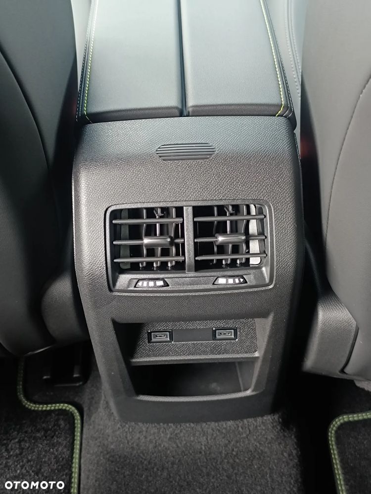 Peugeot 308 1.5 BlueHDi GT S&S EAT8 - 30