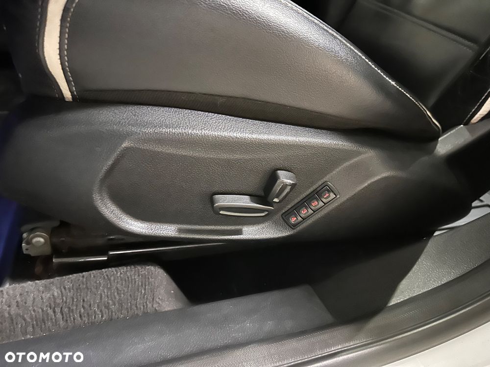 Ford Mondeo ver-1-6-tdci-start--stopp-titanium - 15