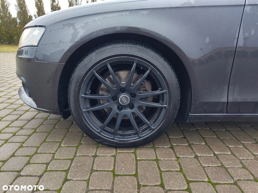 Audi A4 Avant - 14