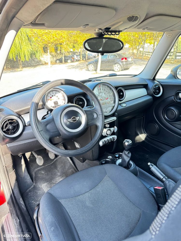 MINI 3 Portas One 1.4 - 9