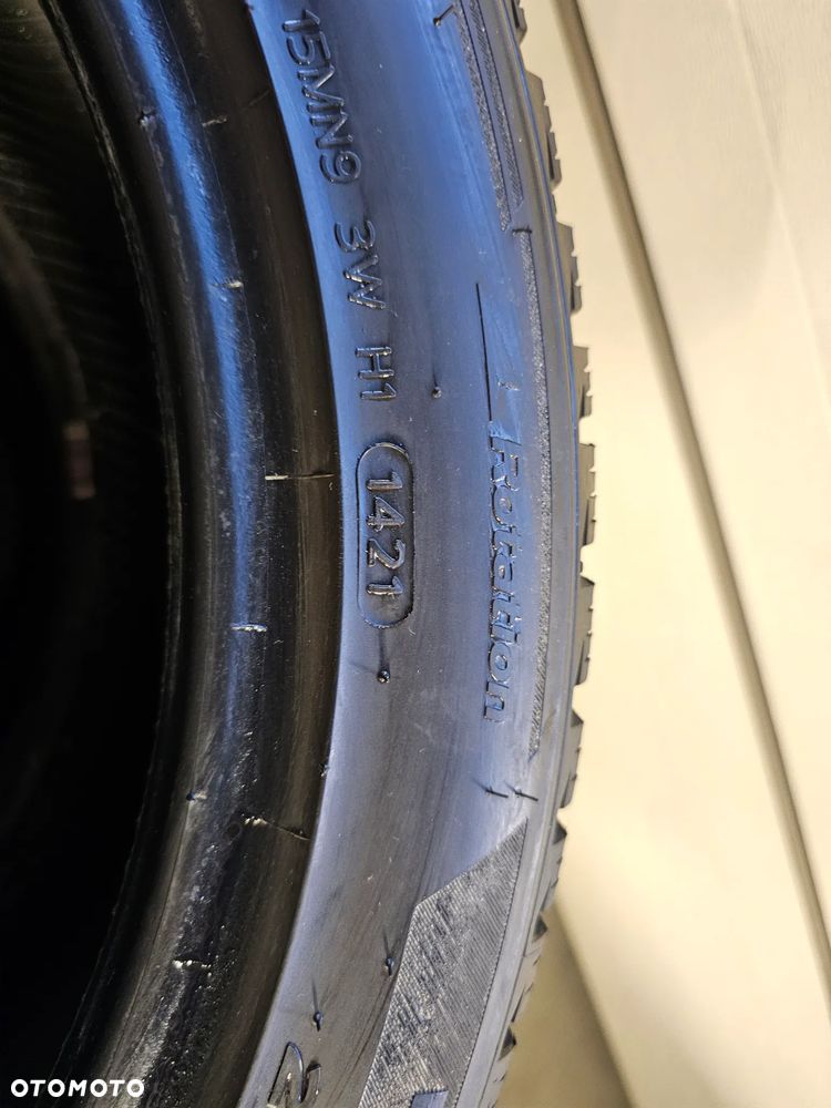 Hankook Winter ICept EVO 3 235/45R18 98V - 6