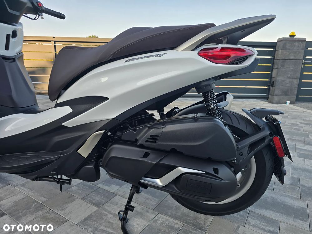 Piaggio Beverly - 9