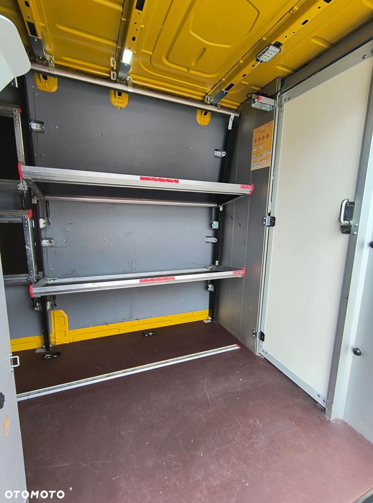 Volkswagen Crafter 35 TDI - 12