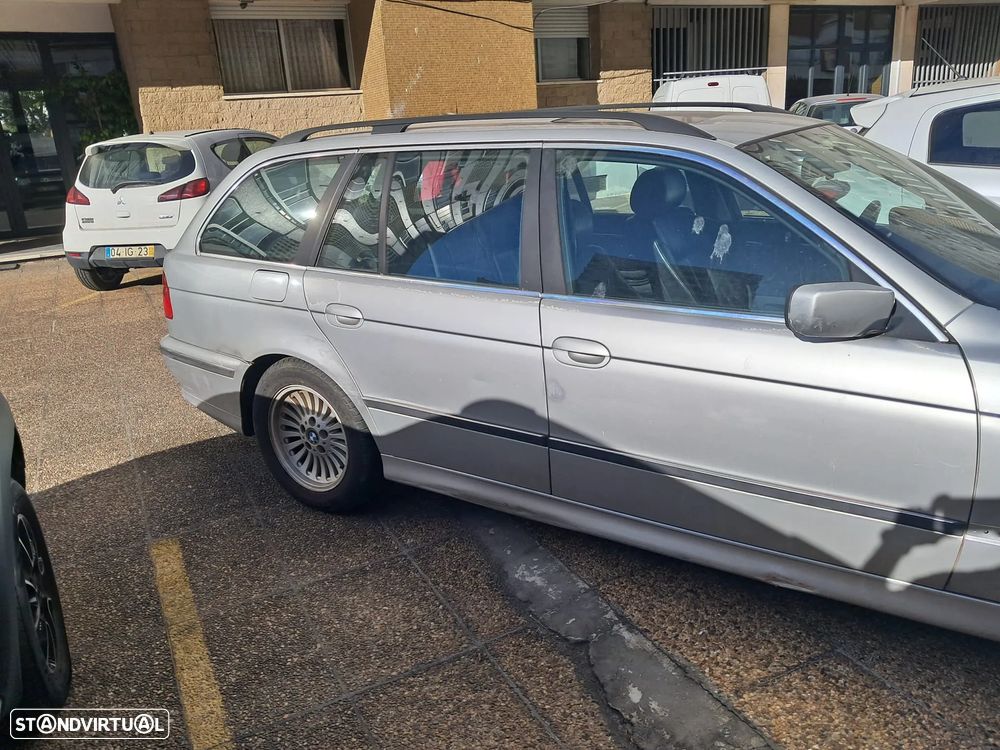 BMW 530 d Touring — photo 4