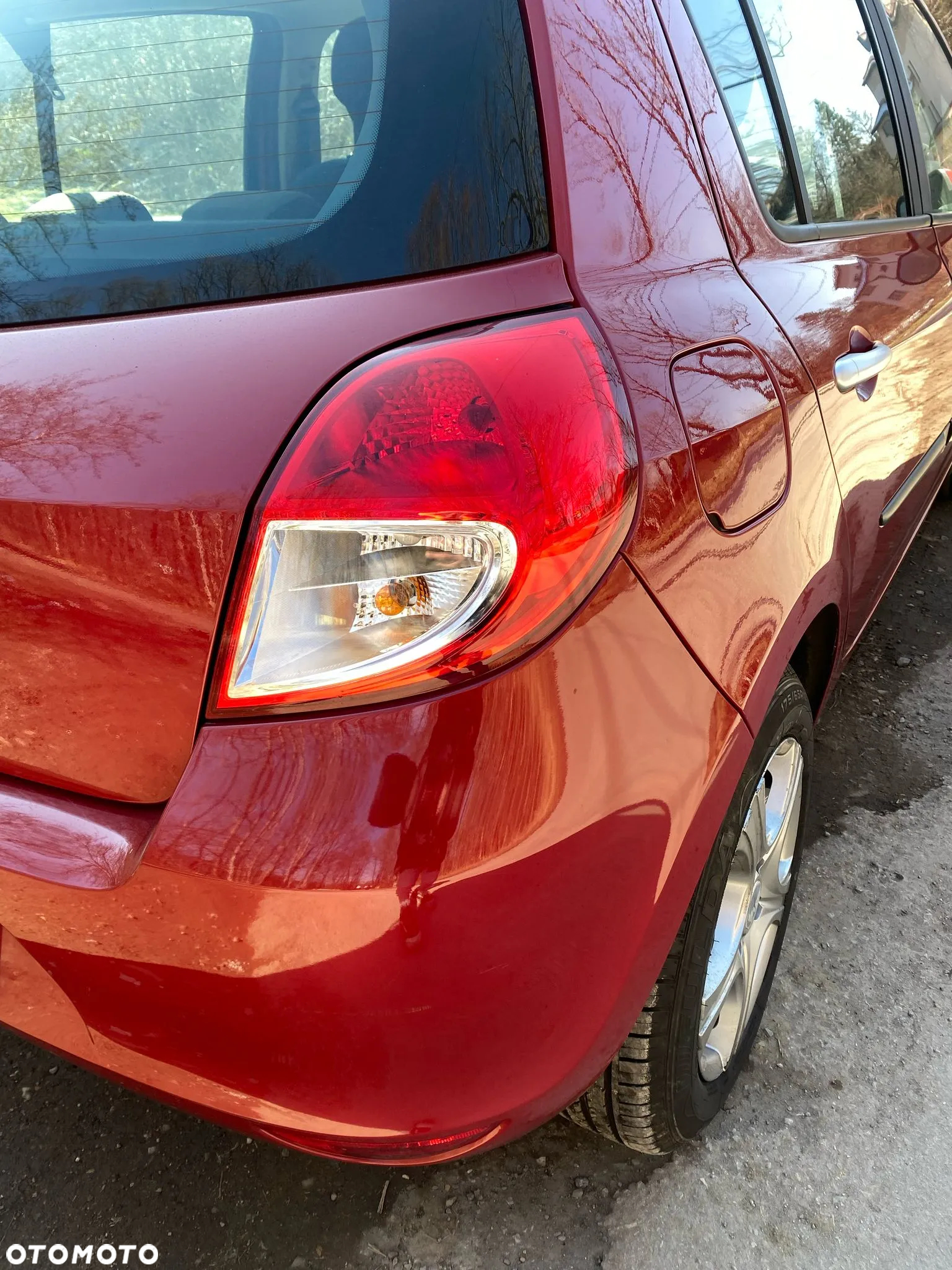 Renault Clio - 8
