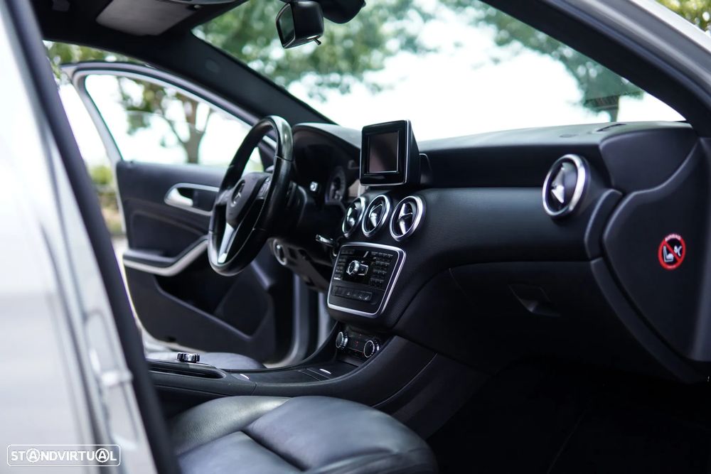 Mercedes-Benz A 180 CDI 7G-DCT Urban - 34