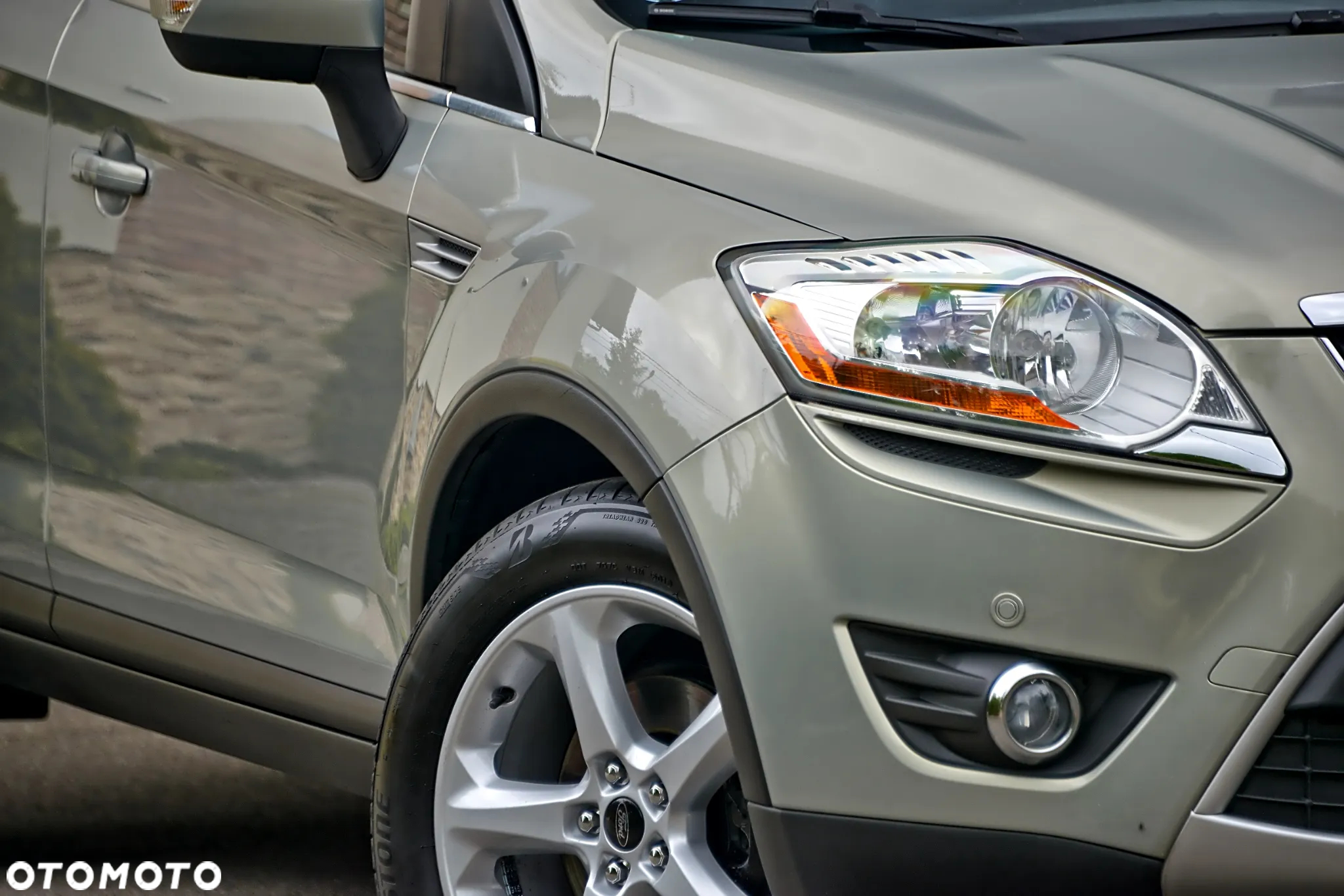Ford Kuga 2.0 TDCi 4x4 Titanium - 14