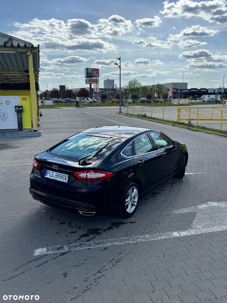 Ford Mondeo 2.0 TDCi Titanium PowerShift - 4