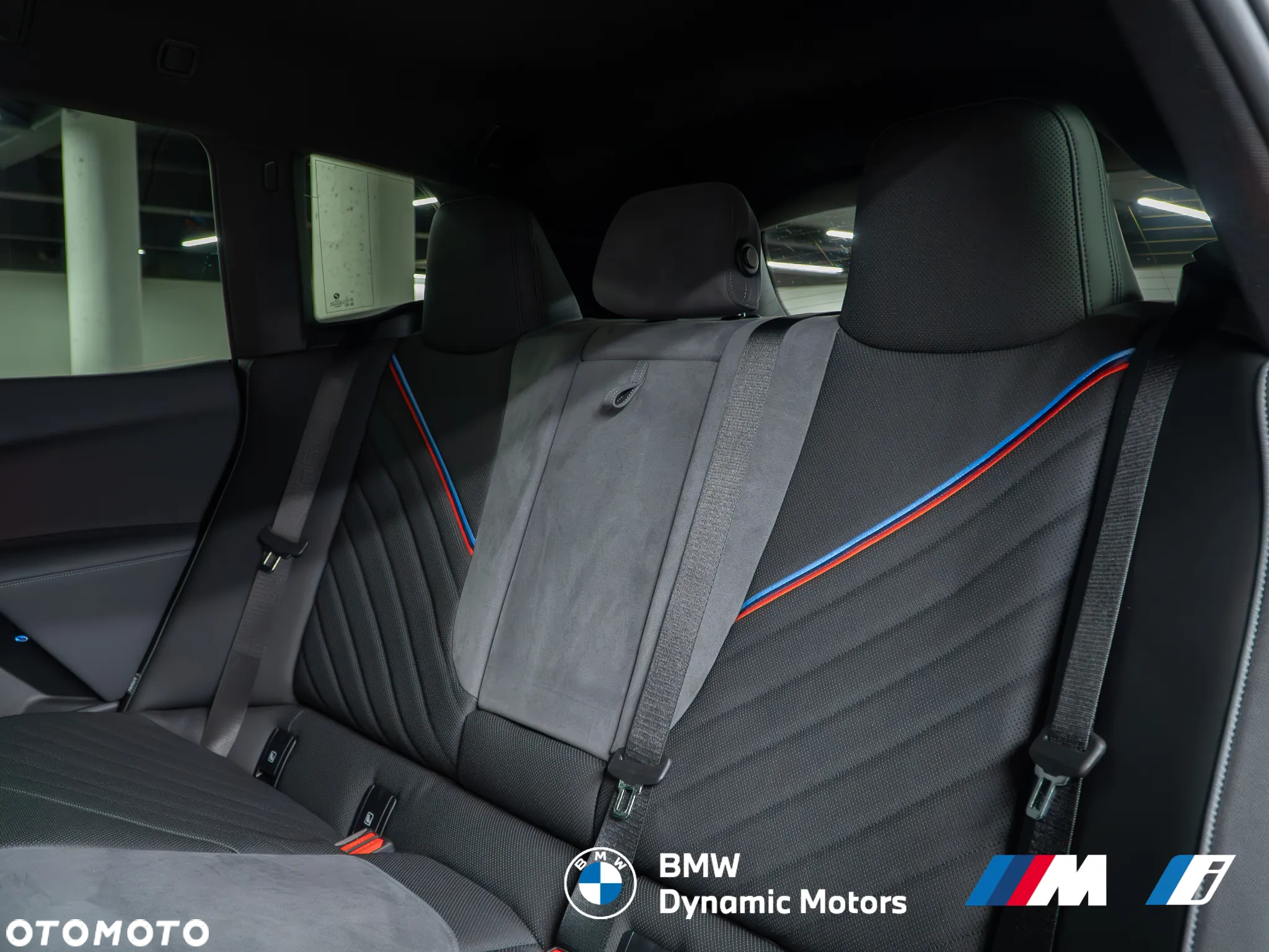 BMW iX xDrive45 - 27