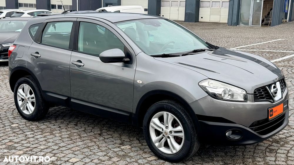 Nissan Qashqai - 2